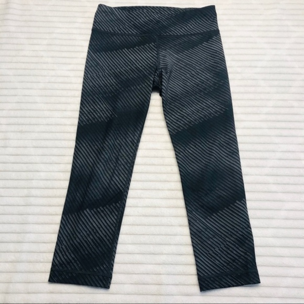 Under Armour Perfect Tight Crop Leggings T…